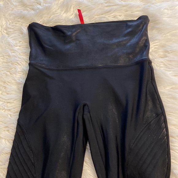 SPANX size XL excellent condition color black please see all photos - Picture 8 of 16